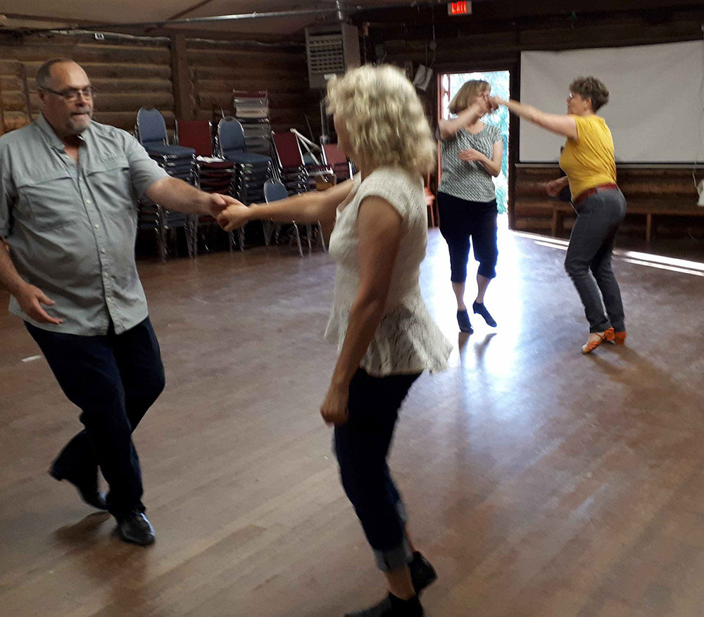 West Coast Swing Social with Sara Raymond
